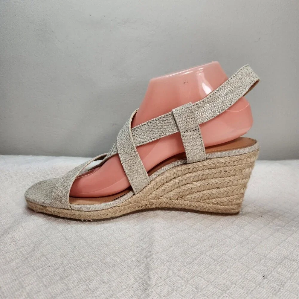 Lucky Brand Women’s Size 10 M Beige Gold Mytila Espadrille Wedge Sandals 168